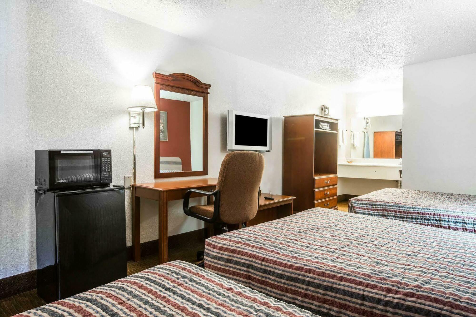 Econo Lodge Atlanta Airport East Forest Park Exteriör bild